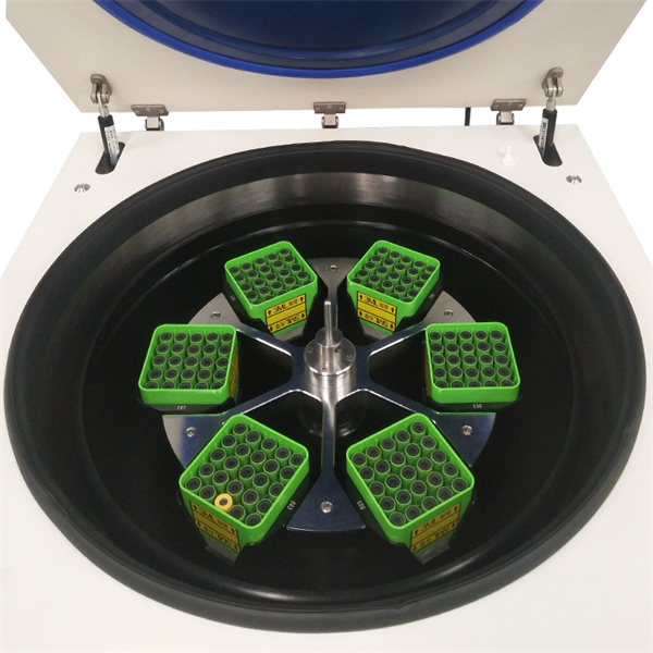 Use of Swing Bucket Rotor Centrifuge